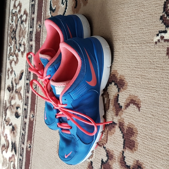 Nike Breathe Flex Trainer 2 Sneakers - Picture 4 of 8